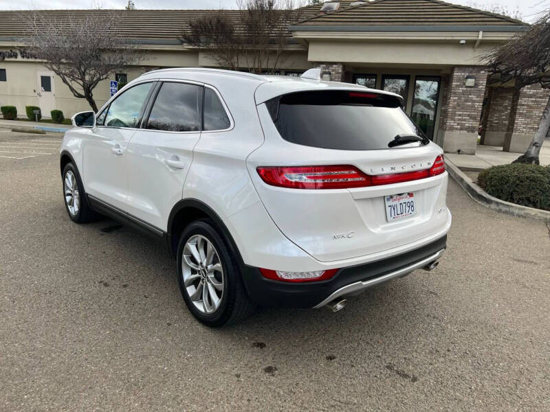 2017 Lincoln MKC Select