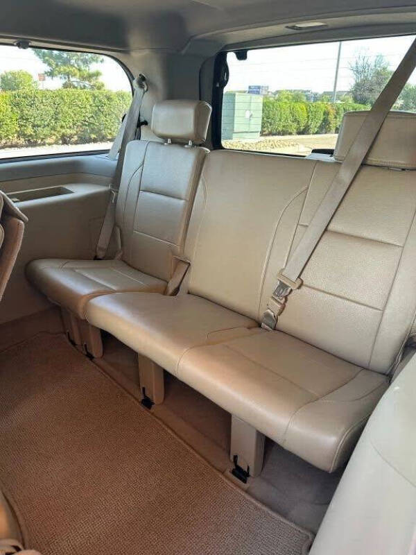 2014 Nissan Armada Platinum