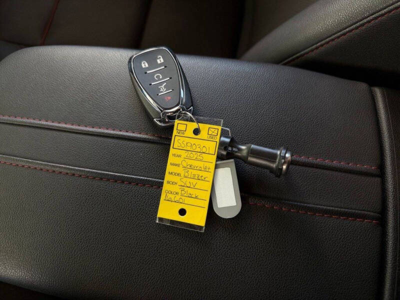 2025 Chevrolet Blazer RS