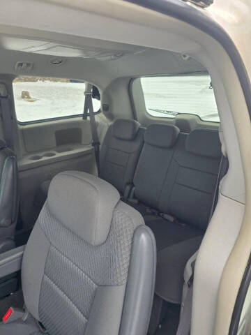 2010 Chrysler Town and Country Touring