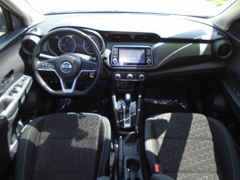 2021 Nissan Kicks S