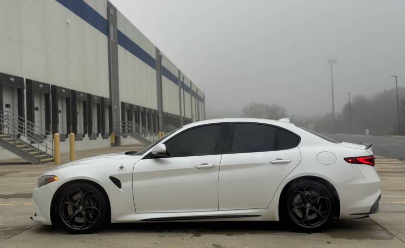 2017 Alfa Romeo Giulia Quadrifoglio