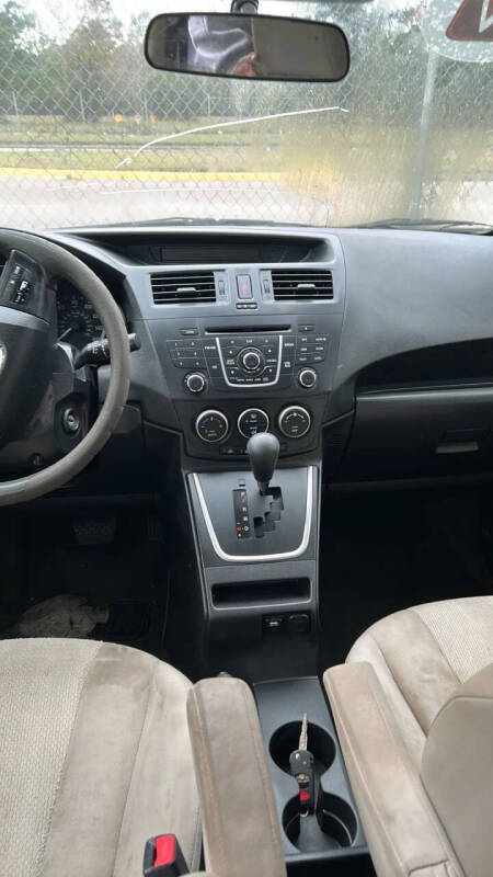 2015 Mazda MAZDA5 Sport