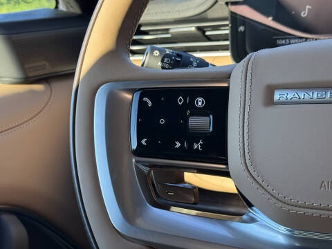 2025 Land Rover Range Rover P400 SE LWB