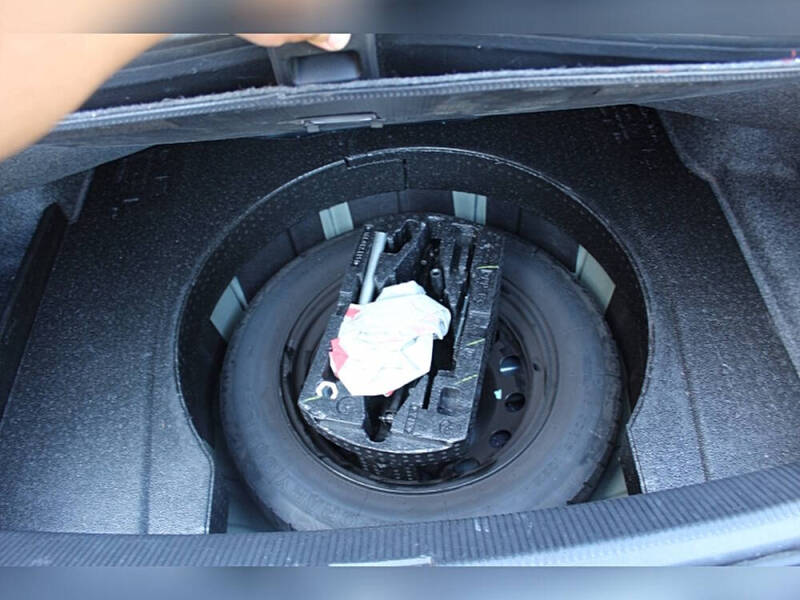 2015 Volkswagen Passat 1.8T Wolfsburg Edition