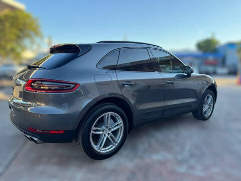 2016 Porsche Macan S