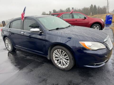 2013 Chrysler 200 for sale at Patrick Auto Group in Knox IN