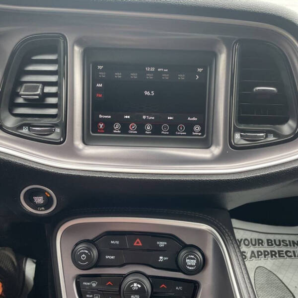 2019 Dodge Challenger SXT