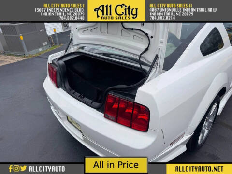 2006 Ford Mustang GT Deluxe