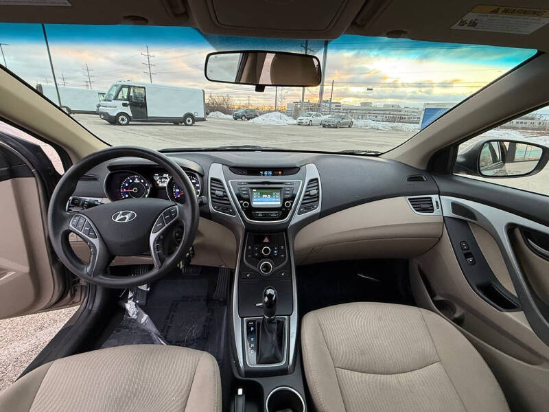 2014 Hyundai Elantra SE