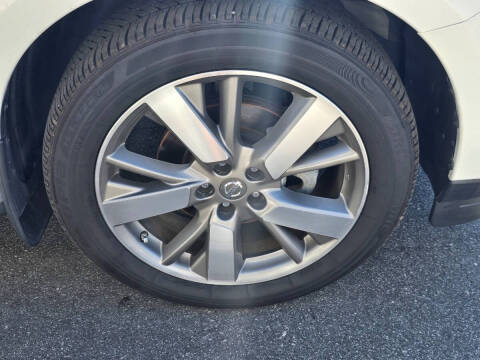 2014 Nissan Pathfinder Platinum