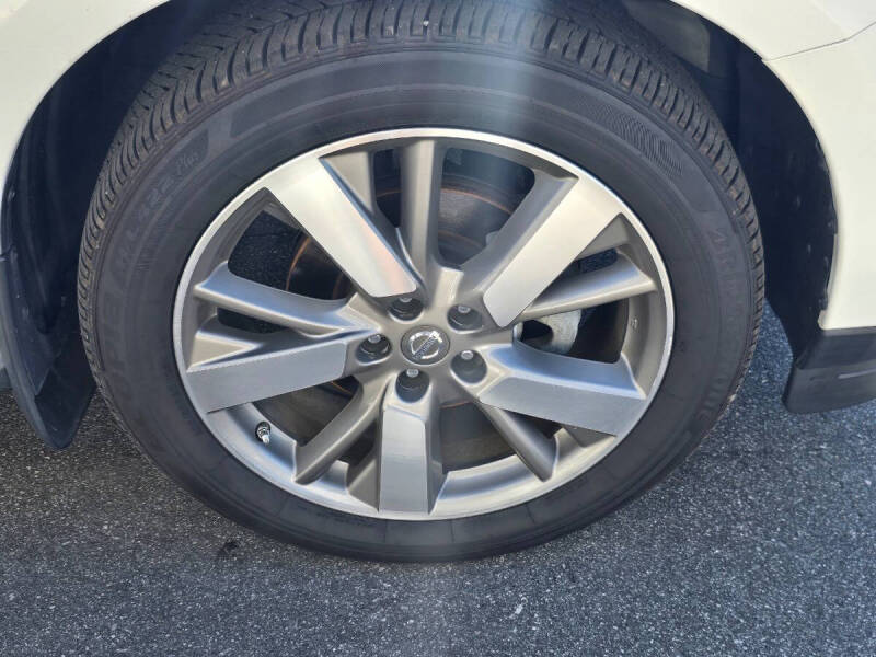 2014 Nissan Pathfinder Platinum