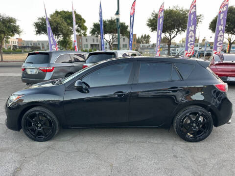 2013 Mazda MAZDA3 i Touring