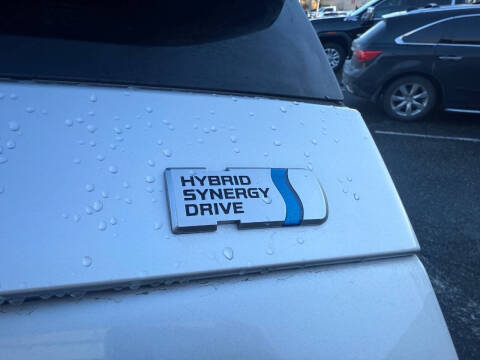 2014 Toyota Prius Three