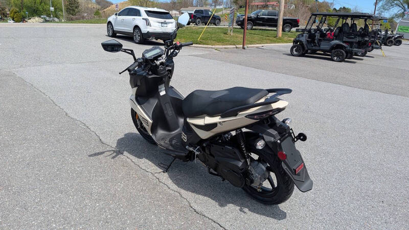 2026 Kymco Super 8 50R