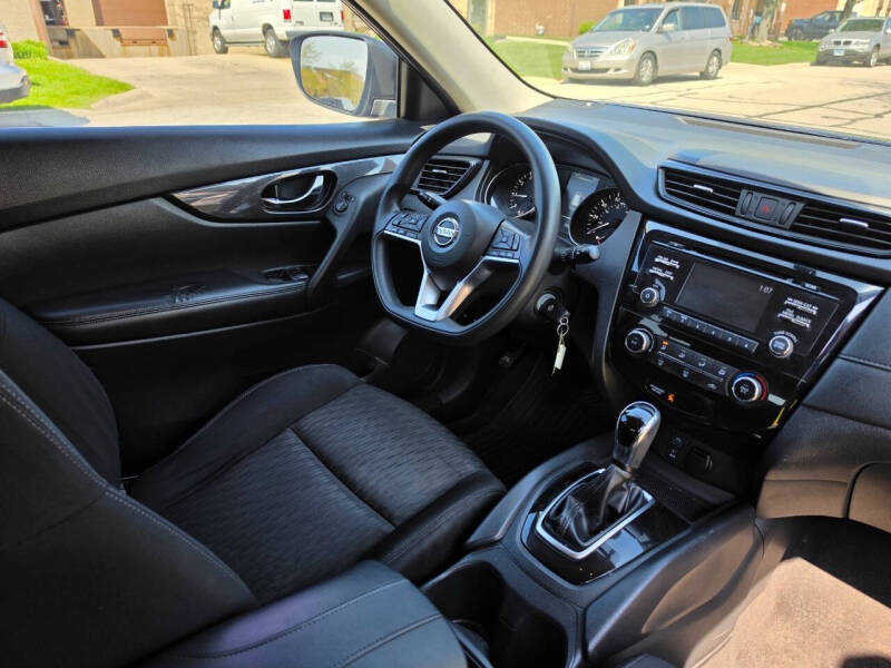 2017 Nissan Rogue S