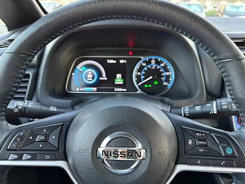 2020 Nissan LEAF SV