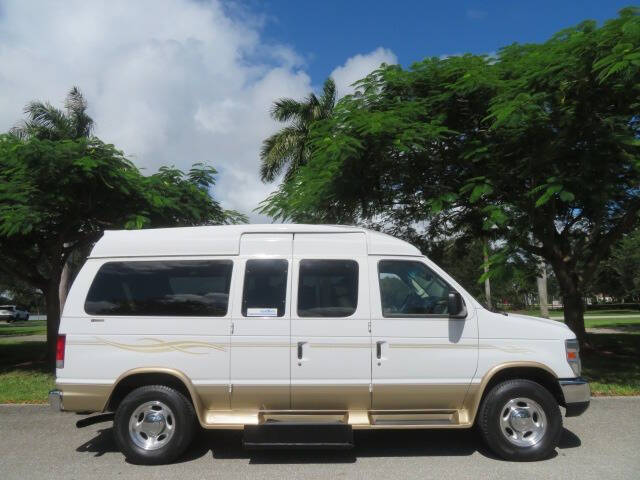 2014 Ford E-Series E-150