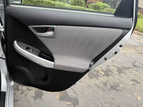 2012 Toyota Prius Two