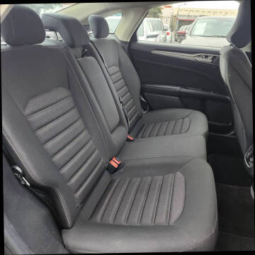 2018 Ford Fusion Hybrid SE