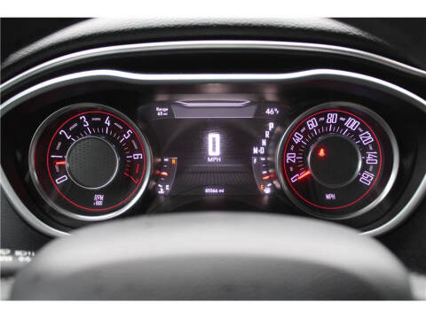 2015 Dodge Challenger SXT Plus