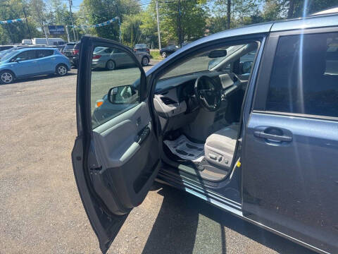 2017 Toyota Sienna