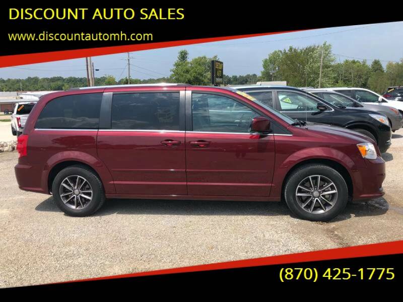 2017 Dodge Grand Caravan for sale at DISCOUNT AUTO SALES in Mountain Home AR