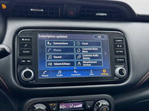 2022 Nissan Kicks SR