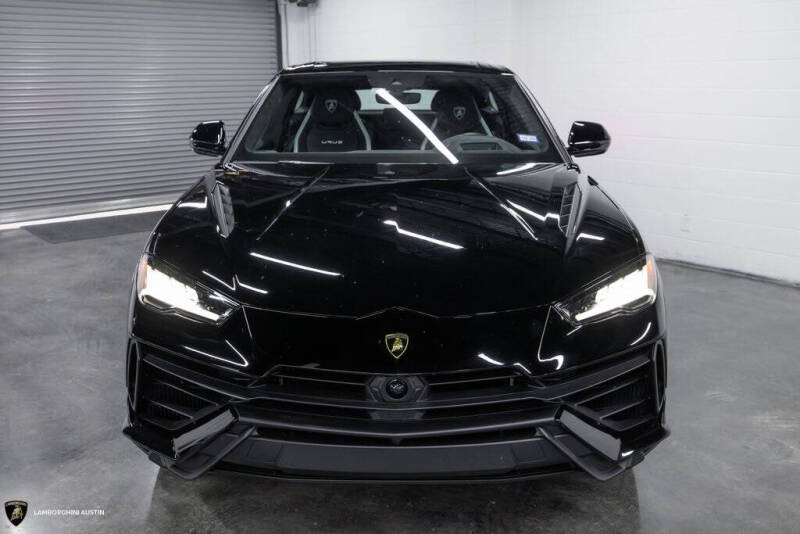 2023 Lamborghini Urus S