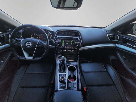2023 Nissan Maxima