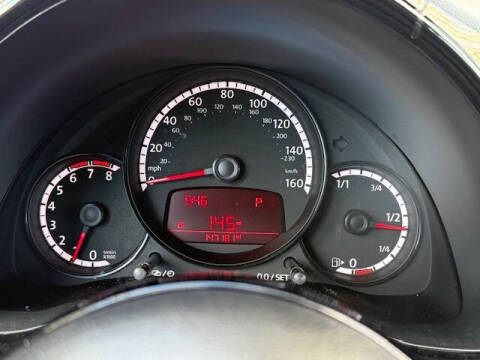 2015 Volkswagen Beetle 1.8T Classic PZEV