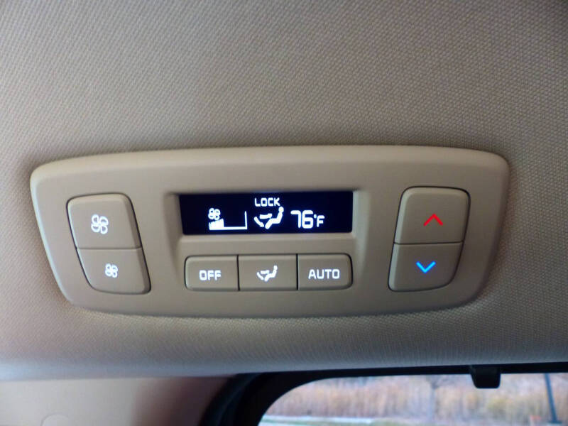 2025 Kia Carnival EX