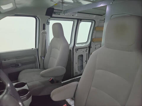 2013 Ford E-Series E-250