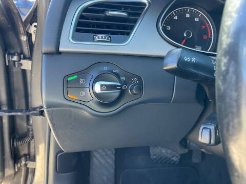 2015 Audi A4 2.0T quattro Premium Plus