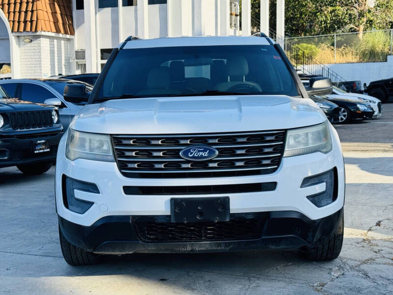 2016 Ford Explorer