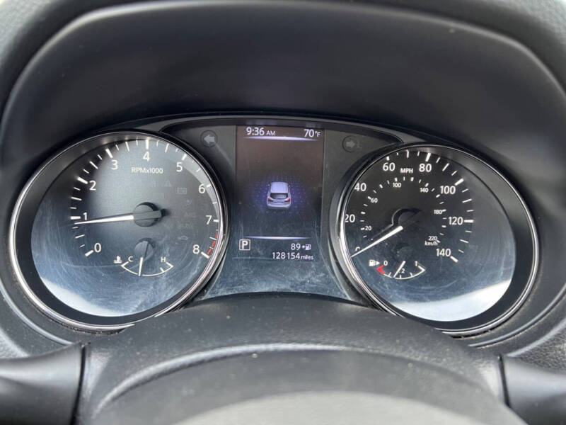 2018 Nissan Rogue Sport SV