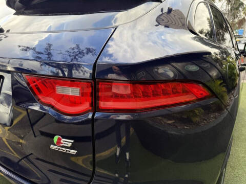 2017 Jaguar F-PACE S