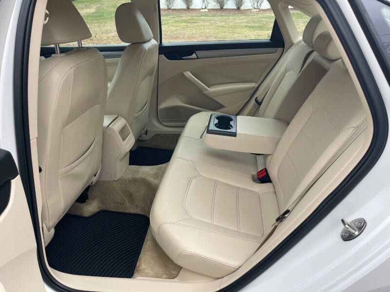 2015 Volkswagen Passat 1.8T S