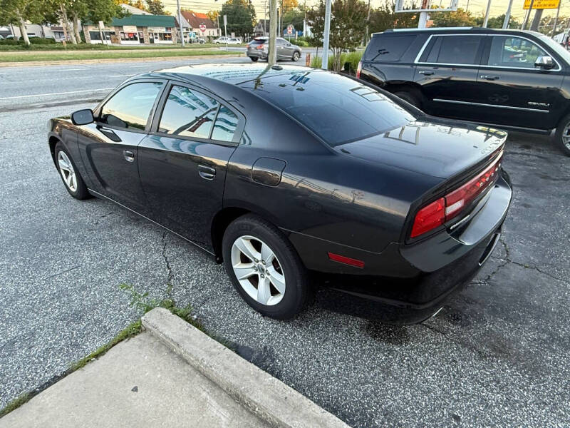 2012 Dodge Charger SE