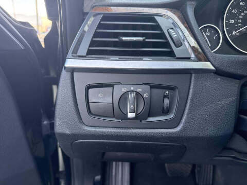 2013 BMW 3 Series 328i