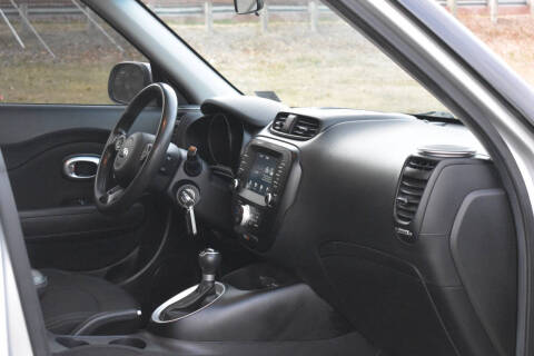 2018 Kia Soul +