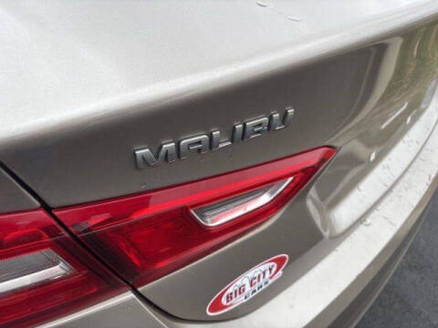 2022 Chevrolet Malibu LS