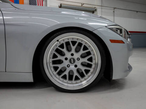 2012 BMW 3 Series 328i