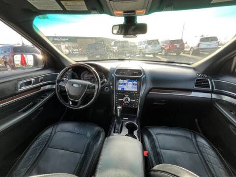 2017 Ford Explorer Platinum