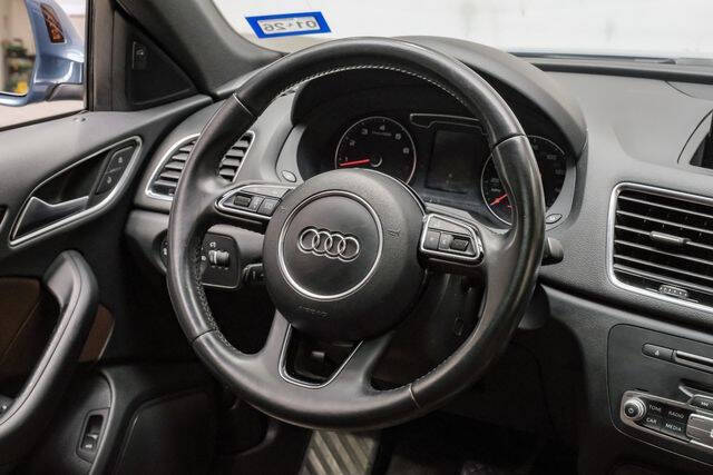 2017 Audi Q3 2.0T quattro Premium Plus