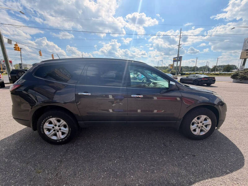 2016 Chevrolet Traverse LS