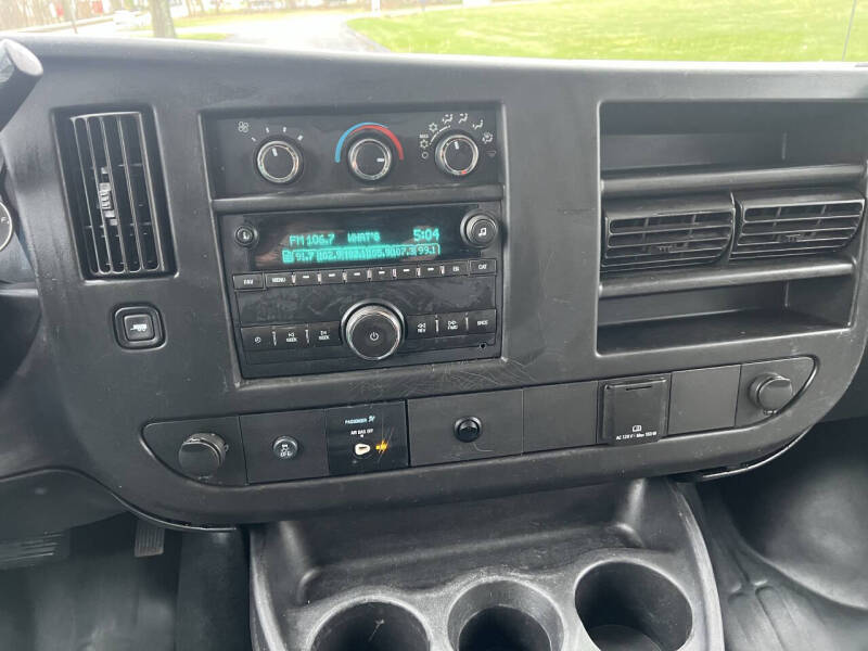 2016 Chevrolet Express 2500