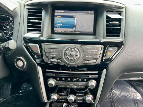 2014 Nissan Pathfinder SV