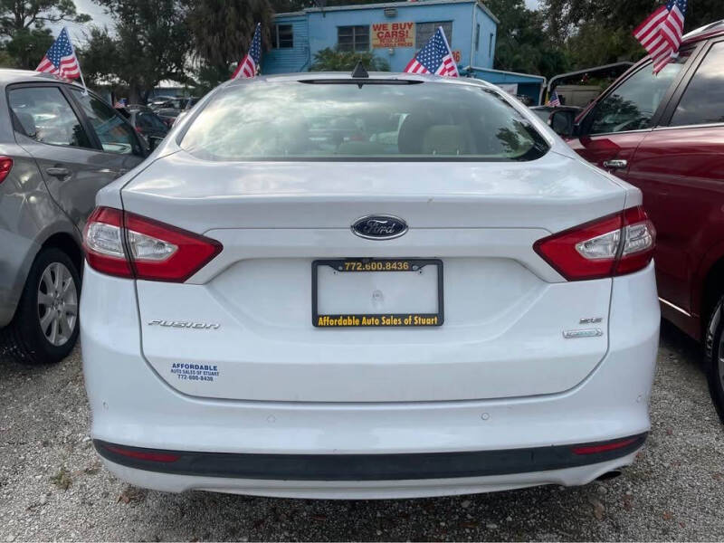 2016 Ford Fusion SE