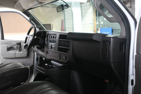 2021 Chevrolet Express 2500